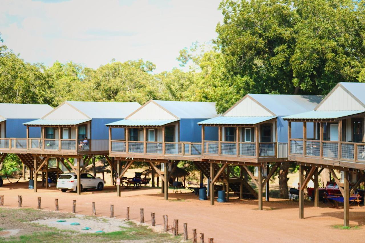 Son'S Rio Cibolo Birdhouse Cabin #2 Brand New Cabins! Sleeps 6 Comfortably! Marion 외부 사진